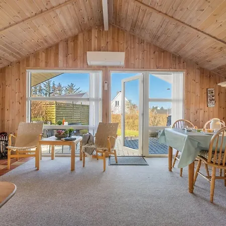 Heika - 6-8km From The Sea By Interhome *